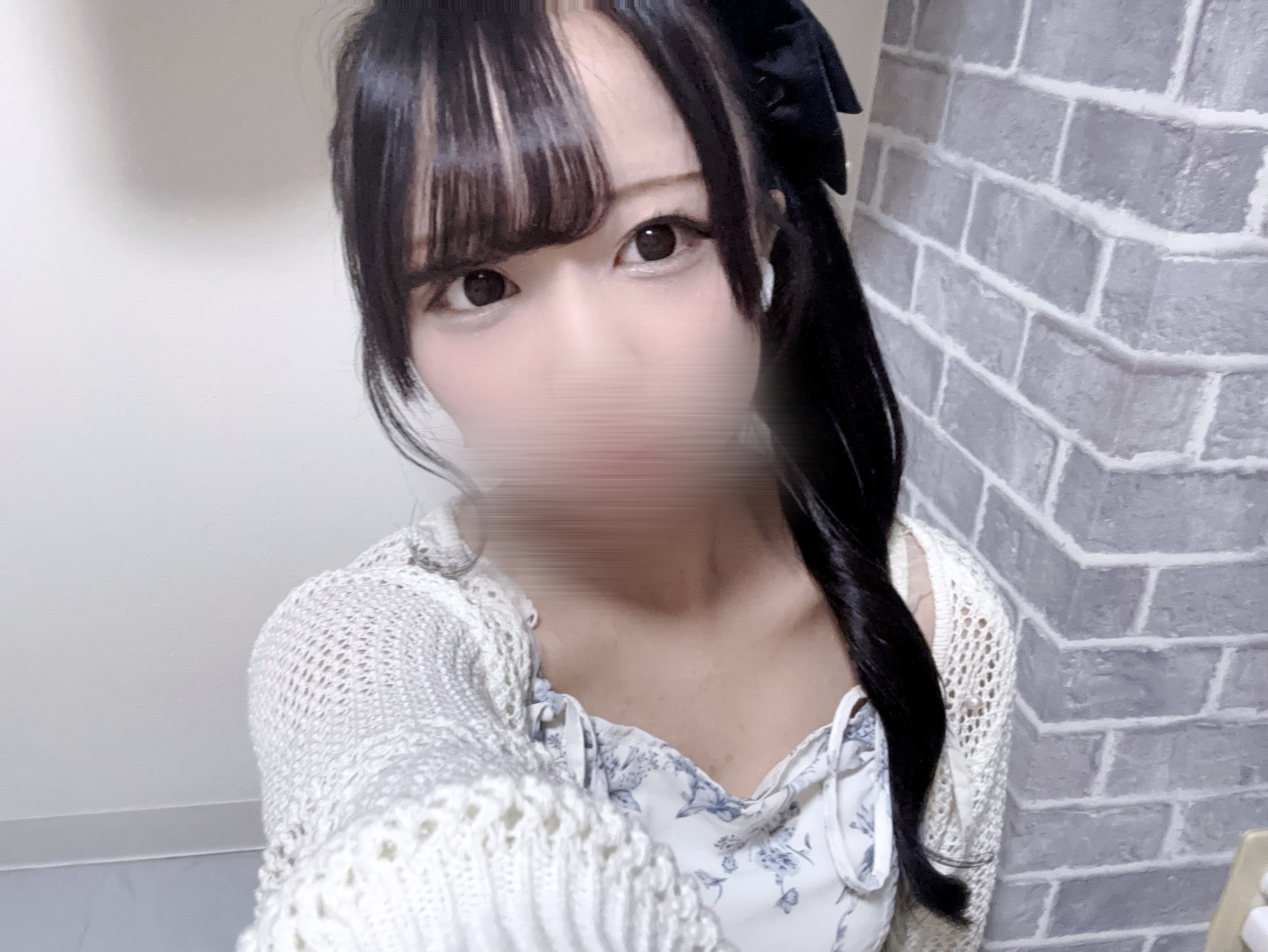 藍璃《あいり》